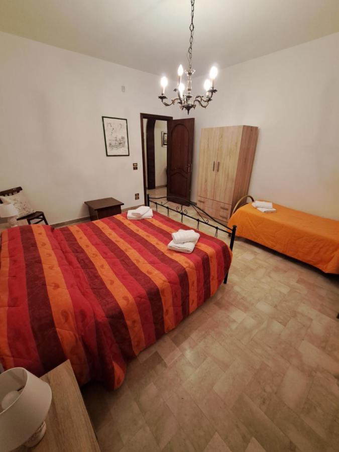 Casa Vacanza Pietro E Nina 레체 외부 사진
